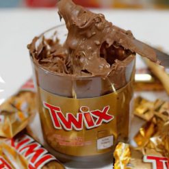 Twix kenhető karamellás krém keksz darabokkal 200g